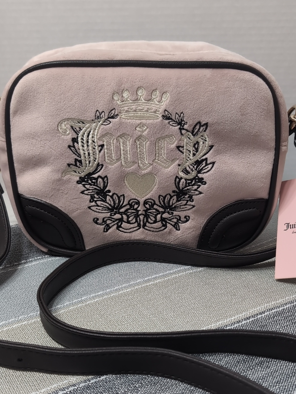 Juicy Couture Heritage Crossbody
